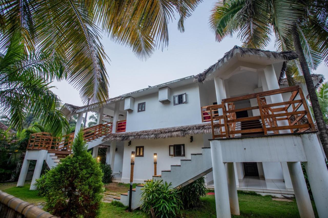Malabar Ocean Front Resort And Spa, Bekal Nileshwar Exterior photo